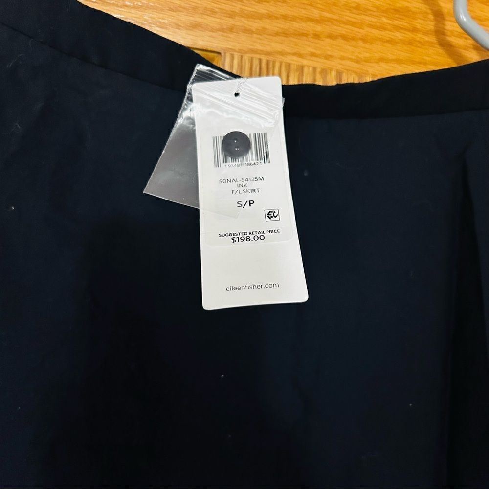 Eileen Fisher Organic Cotton Stretch Poplin Skirt - Picture 6 of 7